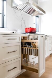 kitchen-cabinet-storage